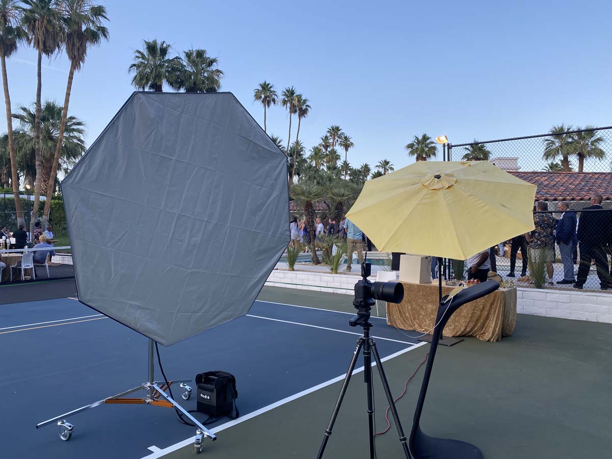 fashion-booth-outdoor-setup-on-tennis-court-4