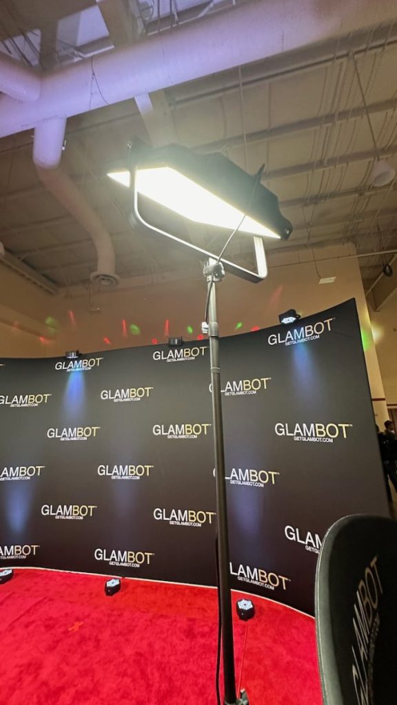 The glambot in action on the red carpet